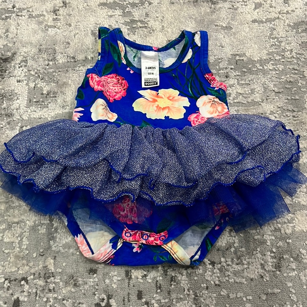 EUC Bonds 3-6 bodysuit with tutu